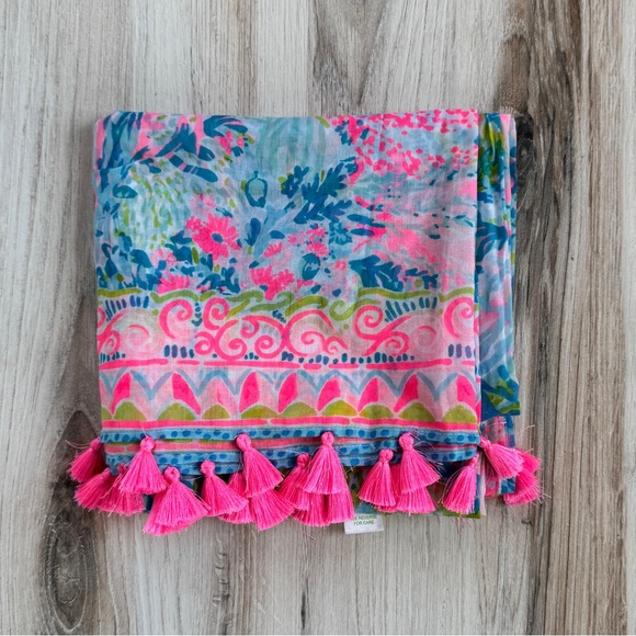 Lilly Pulitzer Other - Lilly Pulitzer Tassel Sarong